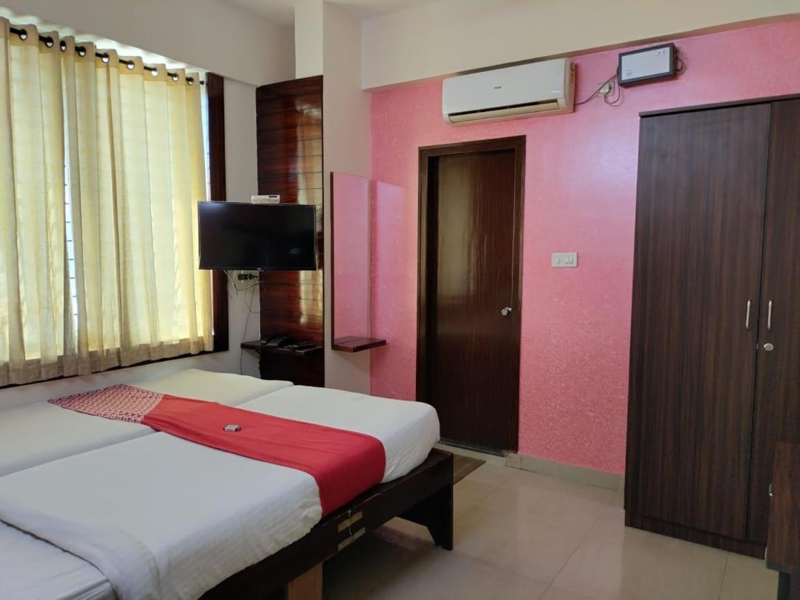 Grand Residency Hostel Bangalore Bagian luar foto